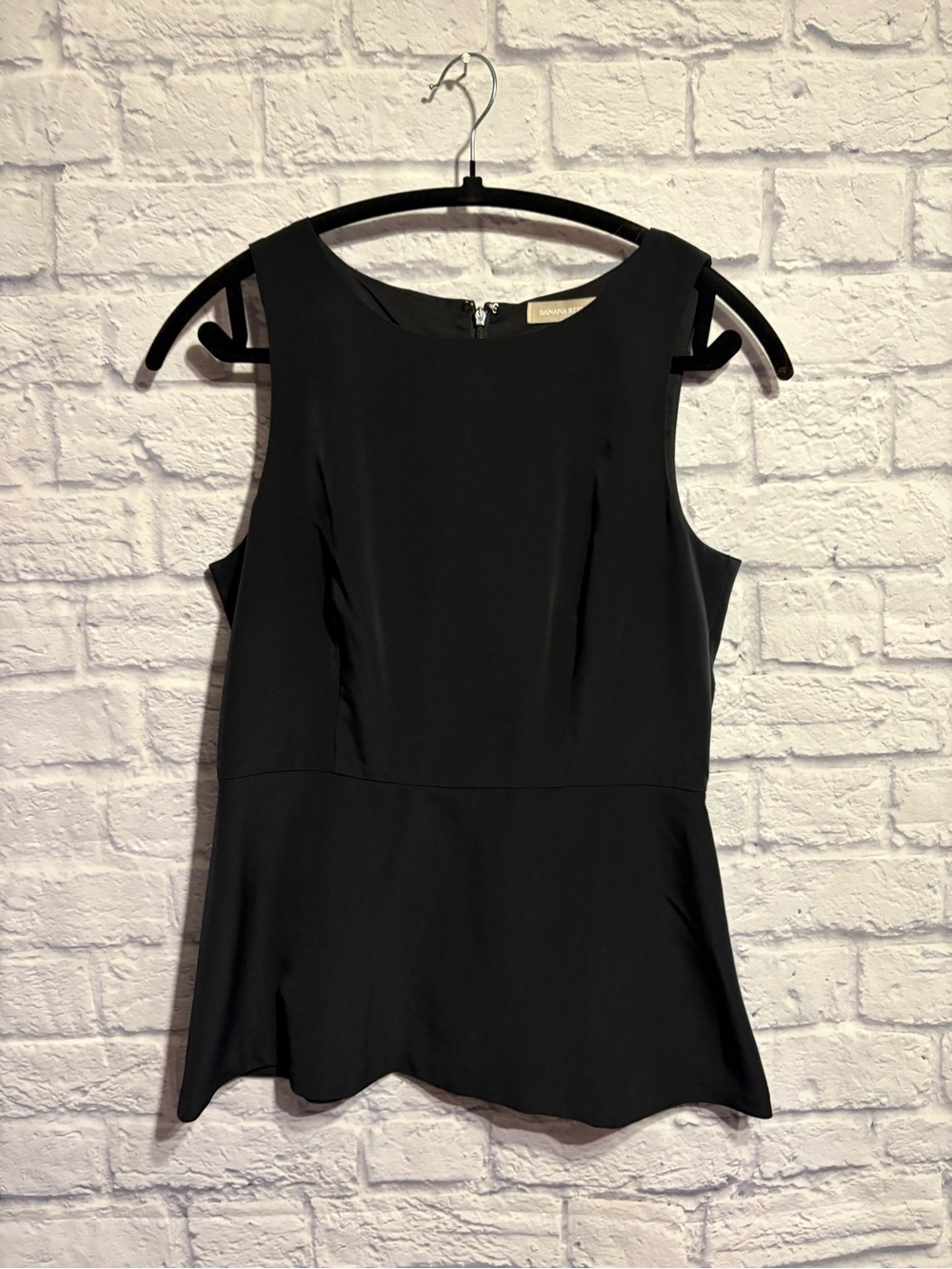Banana Republic Black Sleeveless Peplum Top Size 6